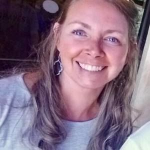 Meet your Posher, Dana